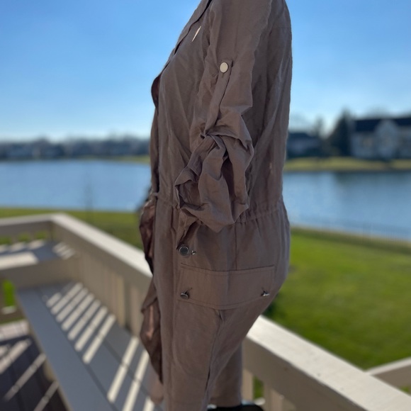 BCBG safari dress - Picture 7 of 8